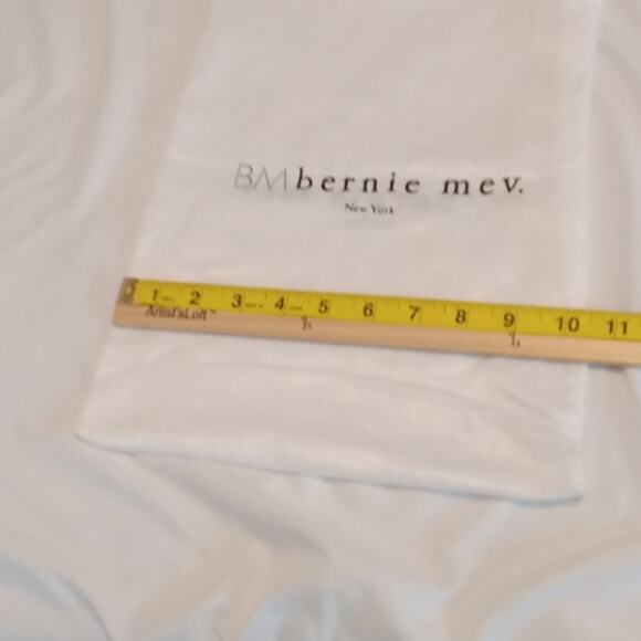 BERNIE MEV New York DUSTBAG 10in - Picture 2 of 3